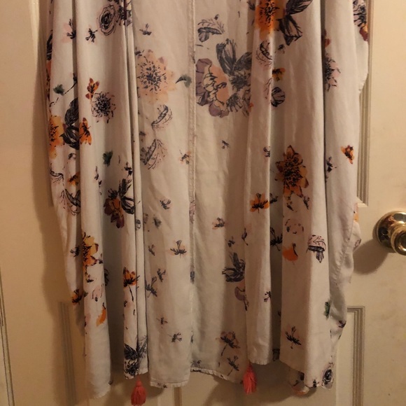 Flower Shaw - Picture 3 of 3